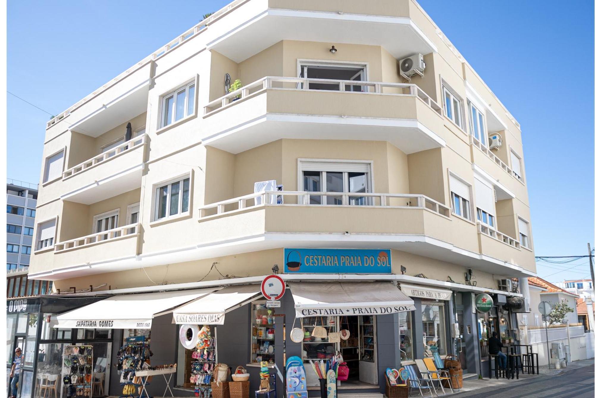 Capitao Ribeiro Surf House Apartment Costa de Caparica Exterior foto